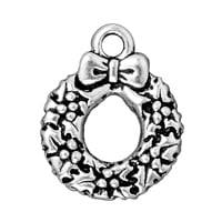 TierraCast Wreath Charm 17x21mm Pewter Antique Silver Plated (1-Pc)