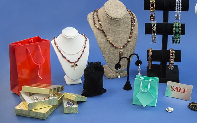 Jewelry Displays & Packaging